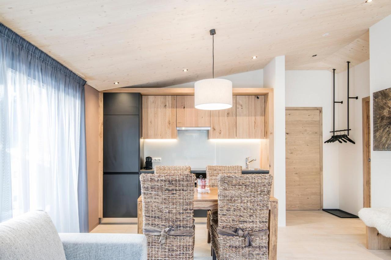 Erika Suites & Lofts Stanga Luaran gambar